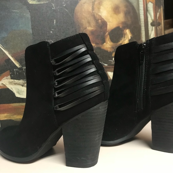 Carlos Santana booties - Picture 3 of 4